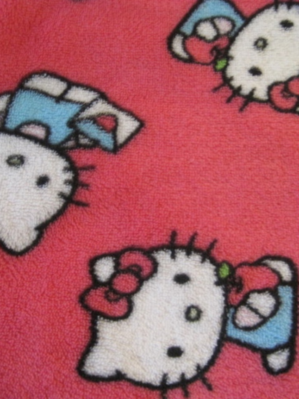 Hello Kitty Plush Pyjama/Lounge Shorts - Picture 7 of 9